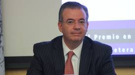 Alejandro Díaz de León es reconocido como el Banquero Central del Año por segunda ocasión