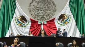 Apapacha oposición a Luisa Alcalde en comparecencia en San Lázaro