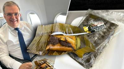 Marcelo Ebrard invita tamales veganos a embajadores: Esta es la tamalería gourmet donde los compró
