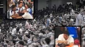 Golpiza entre fans del Monterrey en derrota con Columbus; sacaron escoltado a uno (VIDEO)