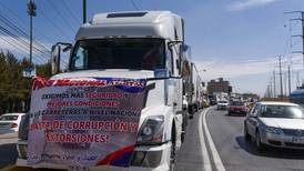 Transportistas y Gobierno retoman diálogo; Guardia Nacional reforzará seguridad en carreteras