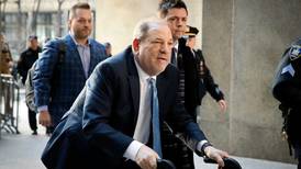 Juez aprueba bancarrota de Weinstein: 17 mdd serán para las víctimas de agresión sexual del magnate
