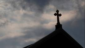 300 sacerdotes estadounidenses son acusados de pederastia