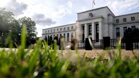 Wall Street cierra ‘confuso’ ante posible aumento de la Fed en tasa base
