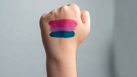 ‘Es solo una fase’: Estos son algunos de los mitos sobre la bisexualidad