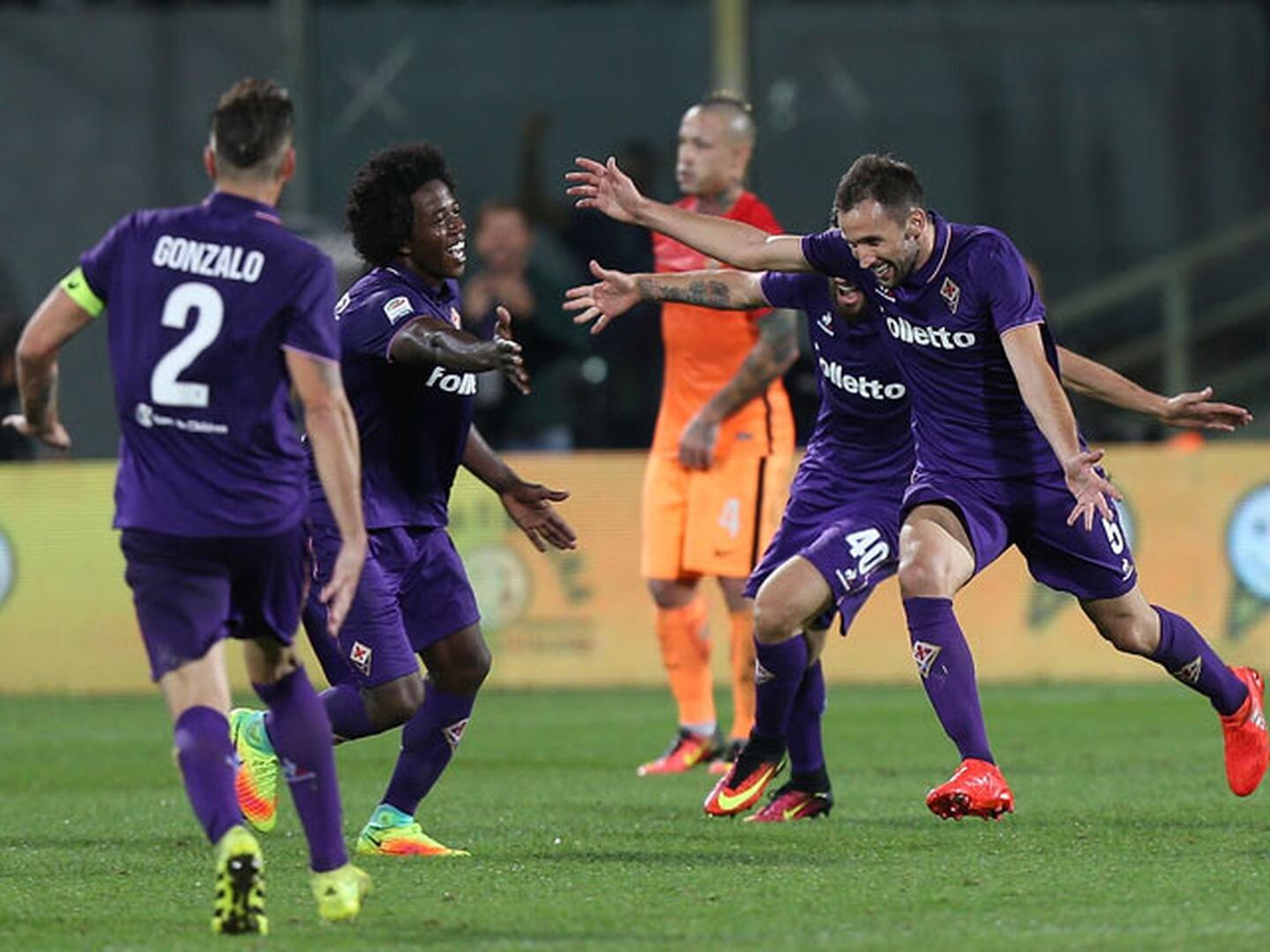 Fiorentina venció con lo justo a la Roma