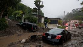 California en alerta por tormenta: Enfrenta inundaciones y riesgo de deslaves por lluvias intensas