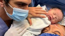 ¡Ya nació! Ximena Navarrete se convierte en mamá y recibe a su bebé con tierno mensaje