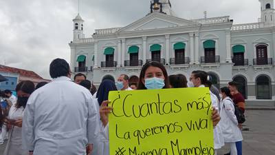 ‘Creo que me están secuestrando’: Médicas protestan por desaparición de Minerva Marmolejo 