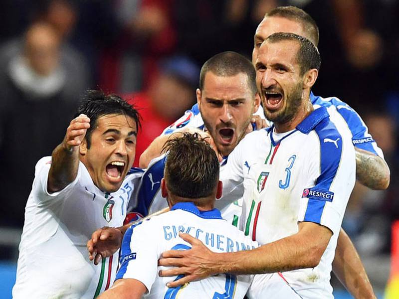 Italia dio el primer paso en la Eurocopa