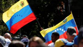 Venezuela y EU acuerdan negociaciones de 30 días para definir representación diplomática 