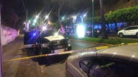 Director de revista es 'levantado' tras balacera en restaurante de Cuernavaca