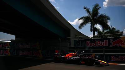 GP de Miami: Russell ‘se roba’ la segunda práctica libre; ‘Checo’ queda tercero