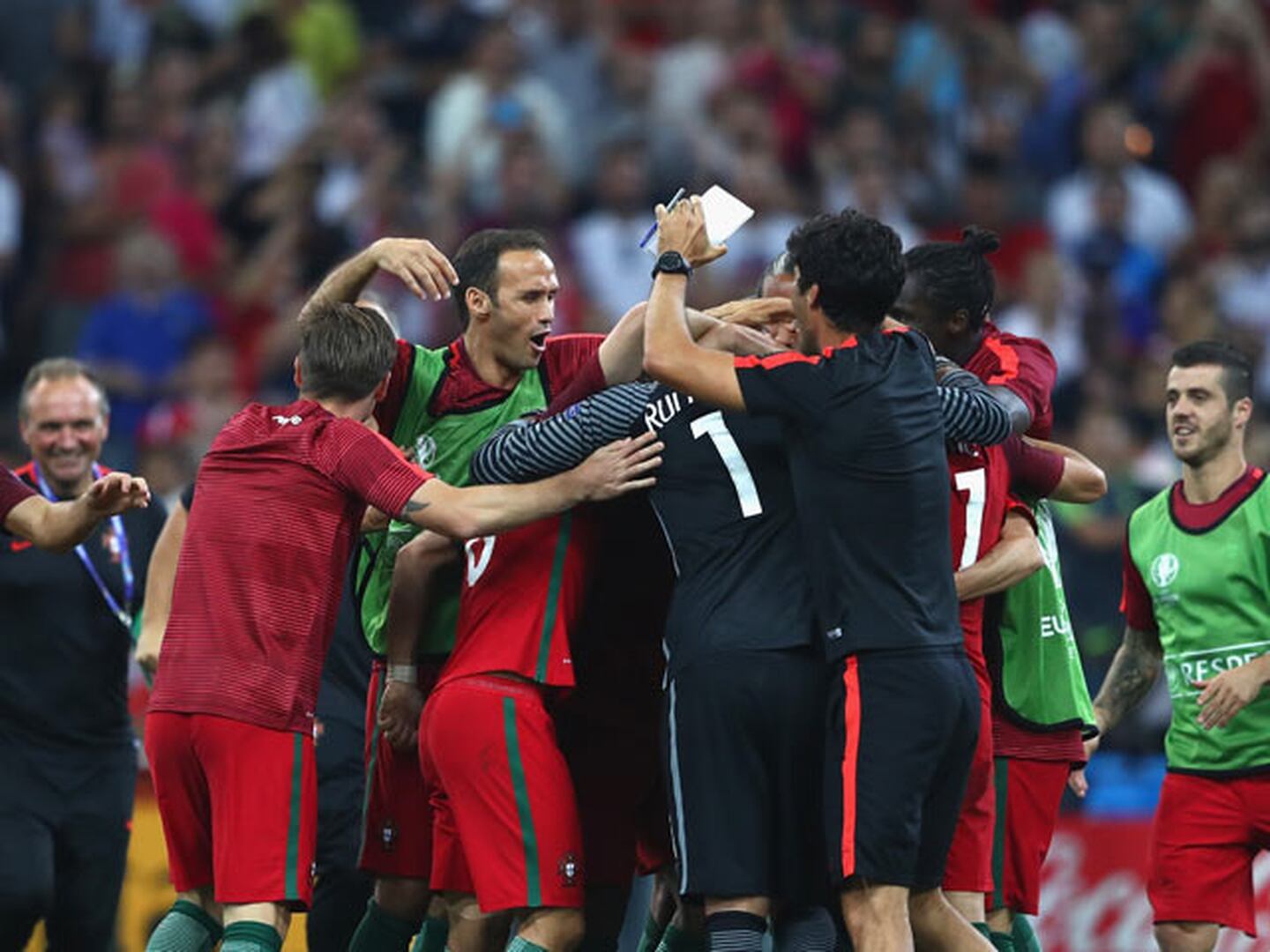 Portugal derrotó por penales a Polonia y es semifinalista
