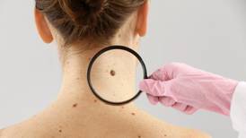  Cáncer de piel: ¿Cuáles son las causas y síntomas de su aparición?