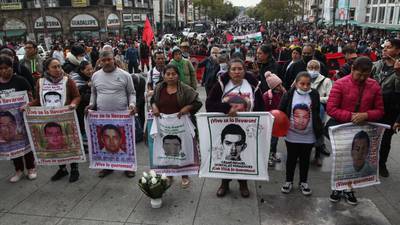 Caso Ayotzinapa: Padres de los 43 normalistas tendrán acceso a todos los archivos en 2024 
