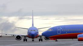 Avión de Southwest aterriza de emergencia en Cleveland
