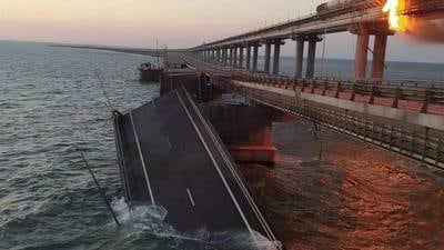 Rusia y Ucrania se acusan mutuamente de terrorismo tras explosión de puente en Crimea