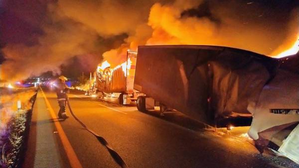 Cártel de Sinaloa ‘desata infierno’ en Zacatecas: ¿Por qué incendiaron autos en carreteras?