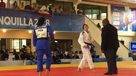 Leslie Villareal gana plata en judo en Barranquilla
