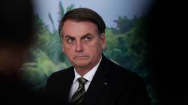 Derrames de petróleo parecen estar relacionados con comisión de delitos: Bolsonaro