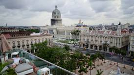 Cuba otorgará nuevas licencias para sector privado