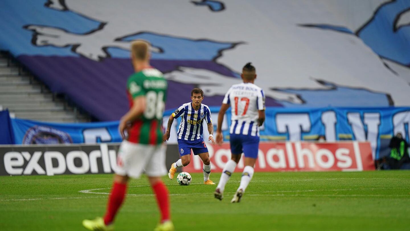 ‘Tecatito’ Corona, 90 minutos en derrota sorpresiva del Porto 3-1 ante Marítimo