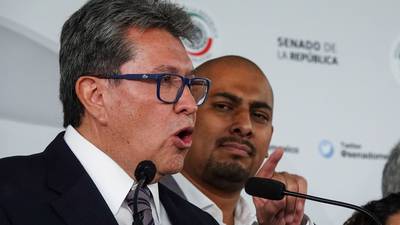 Rechazo de reforma electoral amenazará puesto de Monreal en Morena: Berrueto 