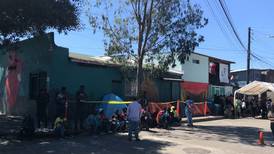 Tijuana, al borde de crisis humanitaria: migrantes abarrotan la ciudad ante final de Título 42