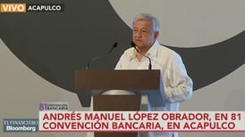 López Obrador pide a los banqueros tenerle confianza y promete no afectarles