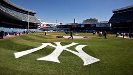 Yankees de NY negocian con fondo canadiense retomar control de red televisiva