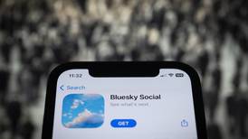 ¿'Tiembla’ Musk?: Esto sabemos de Bluesky, la red social ‘descentralizada’ del exCEO de Twitter