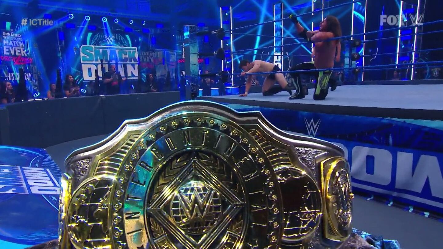 ¡Bárbaro! AJ Styles es el nuevo Campeón Intercontinental