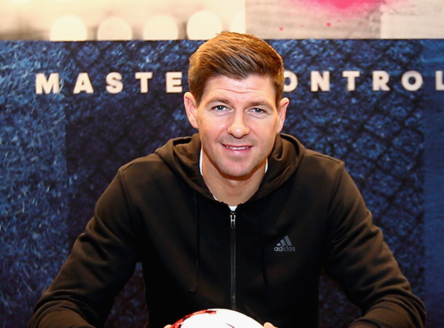 Gerrard: 'Coutinho debe quedarse'