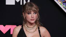 Taylor Swift ‘destrozada’ manda mensaje tras muerte de fan previo a concierto en Río de Janeiro