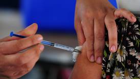 Refuerzo de vacuna COVID: Personal educativo recibirá dosis el 8 de enero