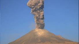 Popocatépetl registra explosión y deja columna de 2.5 kilómetros