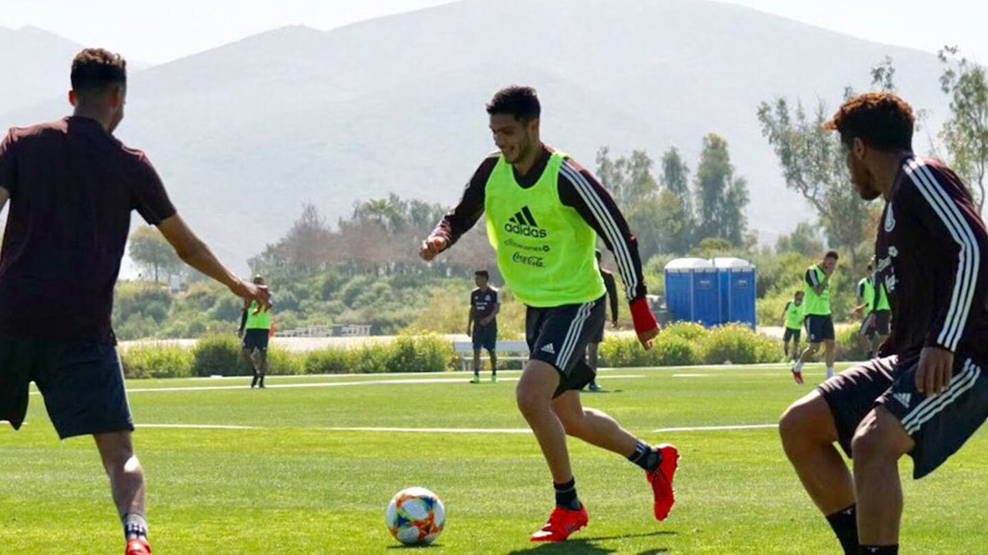 'Tata' Martino ya trabaja para su debut con Selección Mexicana