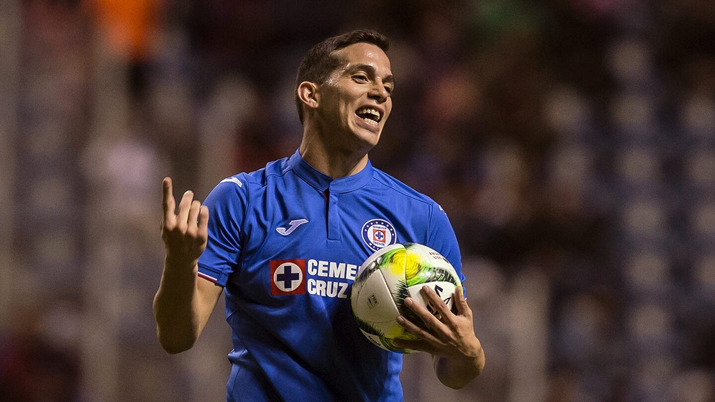 ¡Marcone se despidió de Cruz Azul y ya viaja a Argentina para firmar con Boca!