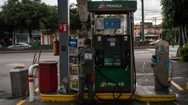 Gasolineros piden a nuevo gobierno ‘suavizar’ precios del combustible