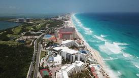 Ejecutan a 3 personas en zona hotelera de Cancún en plenas vacaciones de Semana Santa
