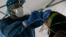 ¡Buenas noticias! Pandemia de COVID-19 retrocede en casos y muertes a nivel mundial: OMS