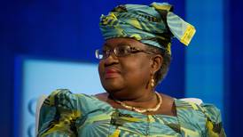 Ngozi Okonjo-Iweala se convierte en nueva directora general de la OMC; es la primera mujer en el cargo