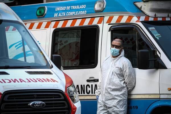 Agárrate, Milei: Trabajadores de la salud en Argentina se van a paro en busca de aumento salarial