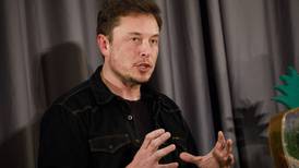 Gritos de Elon Musk y turnos en fin de semana: la historia de la producción del Model 3