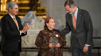 Rey de España condecora a madres buscadoras de Jalisco