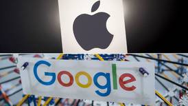 Francia demandará a Apple y Google por contratos para desarrolladores