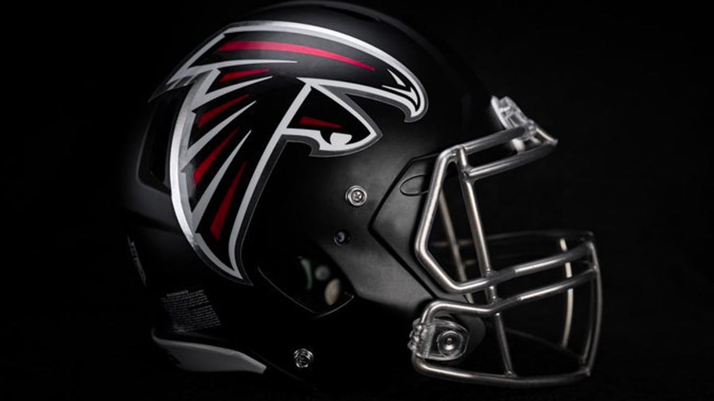Atlanta Falcons cierran instalaciones tras múltiples positivos de COVID-19
