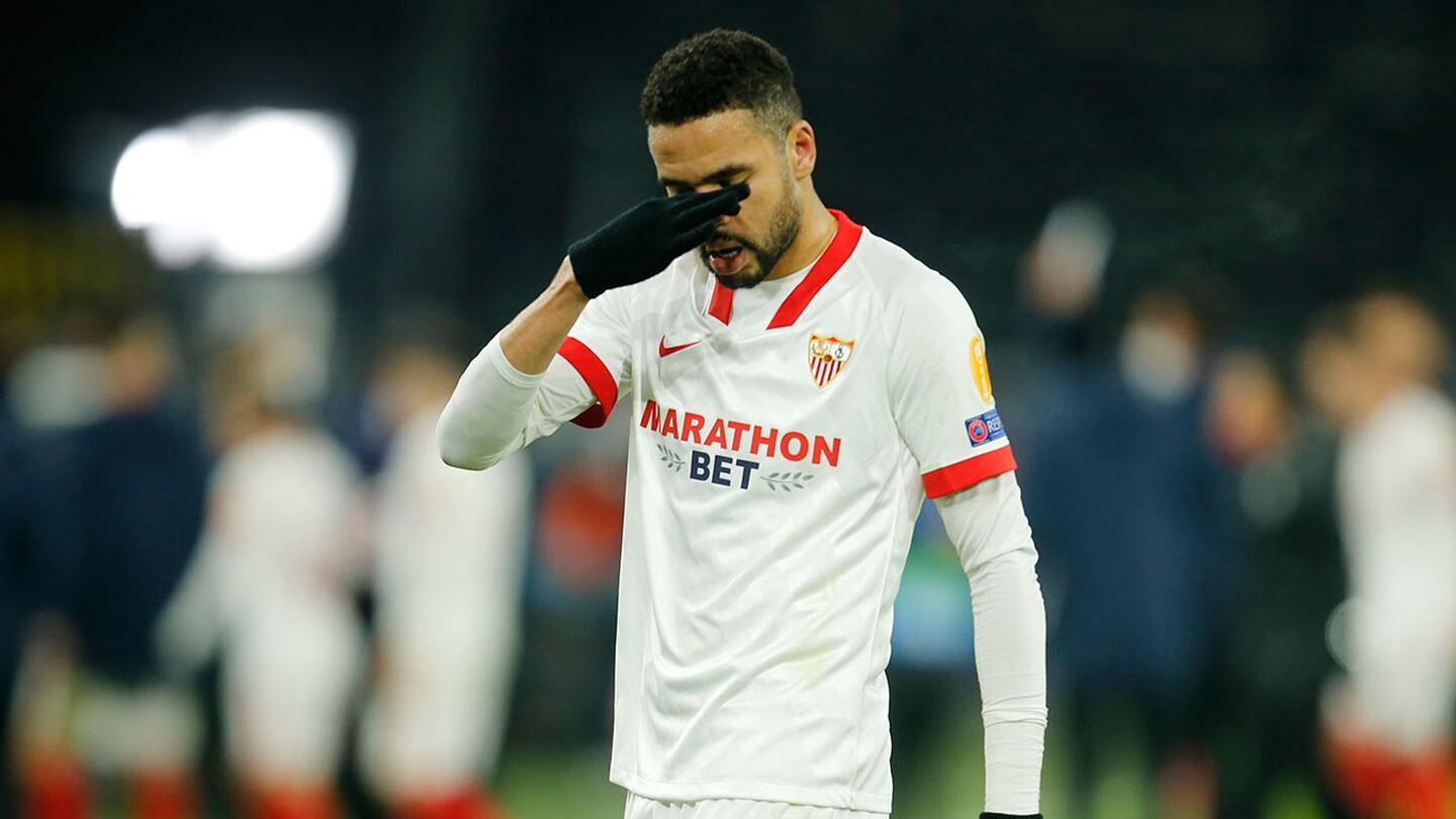 Youssef En-Nesyri no quedó conforme con las decisiones arbitrales en la vuelta de 8vos de final ante el Borussia Dortmund (REUTERS)