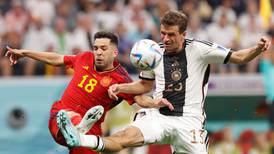 España deja con vida a Alemania; los teutones rescatan el empate en los últimos minutos